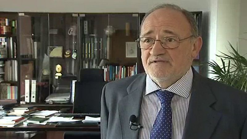 Iberia y los sindicatos aceptan que el catedrático Gregorio Tudela medie en el conflicto