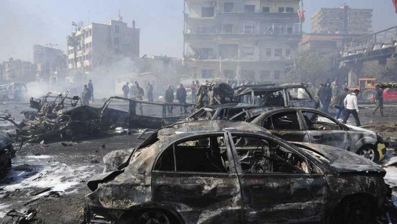 Más de 50 muertos y 200 heridos por la explosión de un coche bomba en Damasco