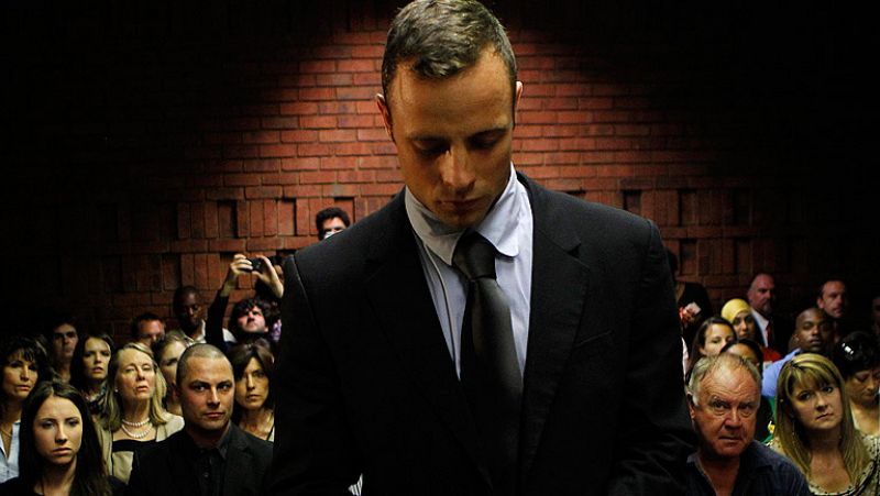 El juez concede libertad bajo fianza a Pistorius