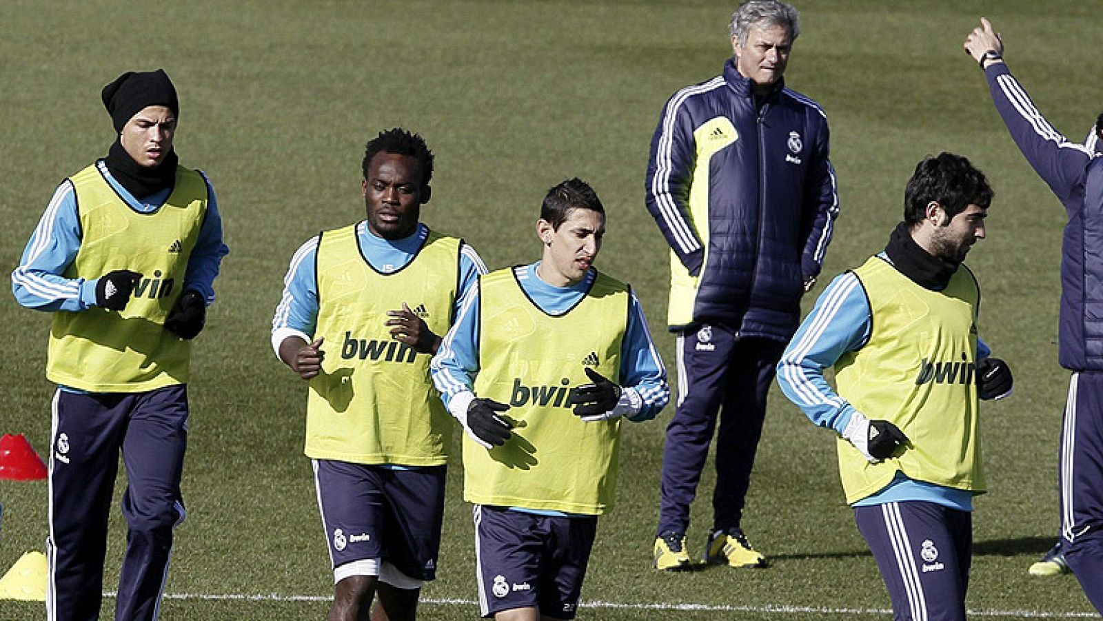 El Madrid llega a Coruña sin Benzema ni Alonso | Ver