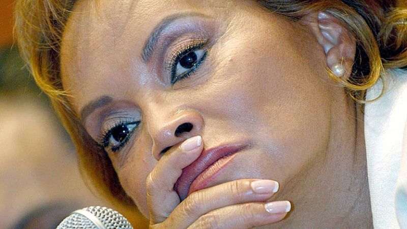 Detenida la líder del poderoso sindicato de maestros de México acusada de malversación