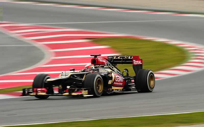 Grosjean, el más rápido en Montmeló; Alonso último