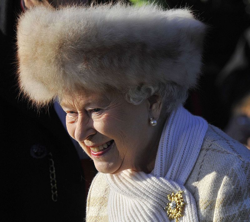 La reina Isabel II, hospitalizada por gastroenteritis