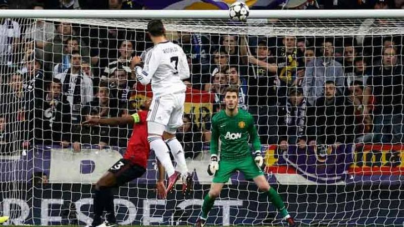 El Real Madrid se juega su pase a cuartos de la Champions con el Manchester United, este martes en La 1 y TVE-HD