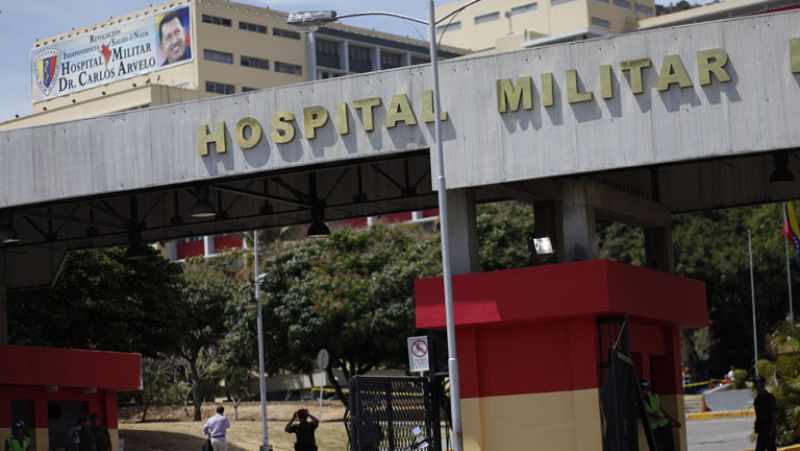 Empeora la función respiratoria de Hugo Chávez por una "nueva y severa infección"