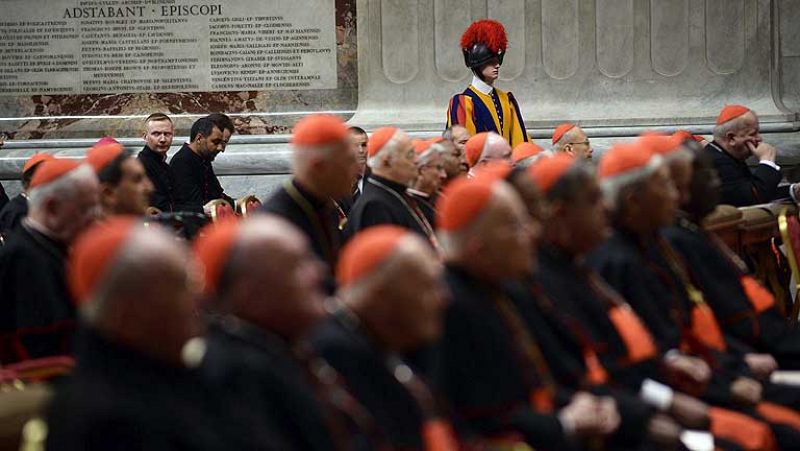 ¿Quo nomine vis vocari? (¿Con qué nombre será conocido el nuevo papa?)
