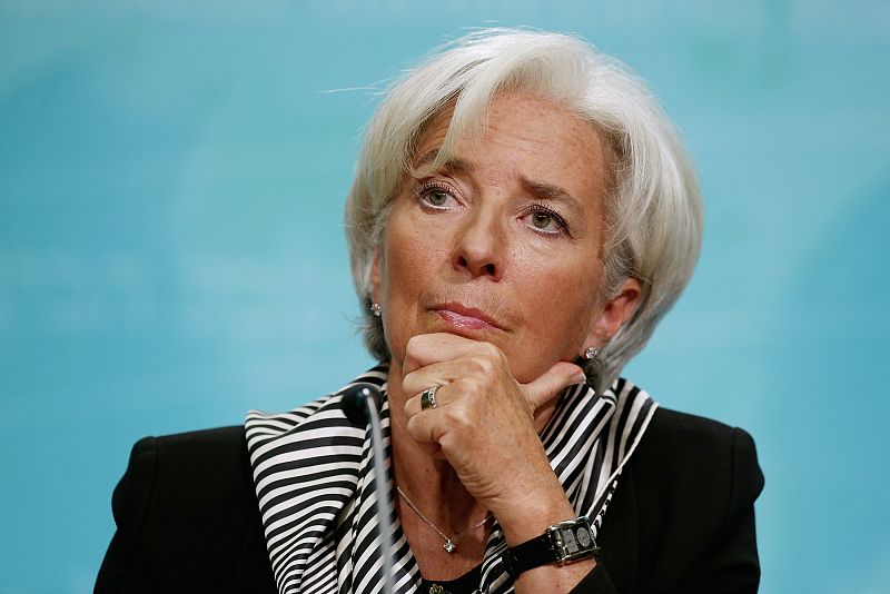 El FMI ve progresos en la reforma bancaria en España, pero con "riesgo elevado"