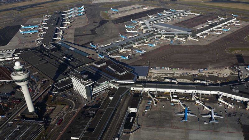 Bruselas propone limitar las indemnizaciones por retrasos y cancelaciones de vuelos