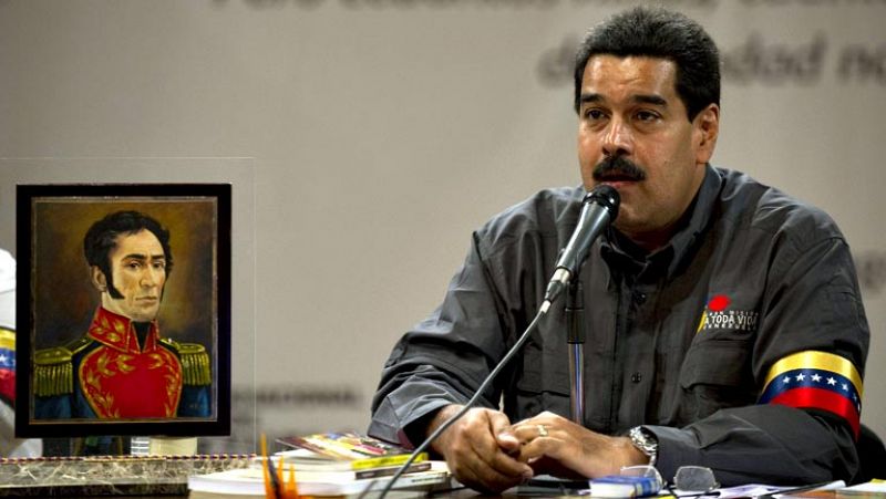 Maduro afirma que es "bastante difícil" que Chávez pueda ser embalsamado