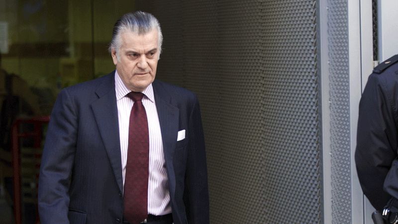 El juez Ruz imputa a Bárcenas por la caja B y pide las donaciones y operaciones en efectivo del PP