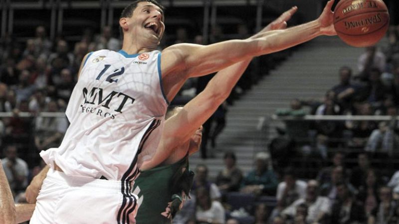 Pablo Laso: "Hay veces que las victorias desgastan y las derrotas enseñan"