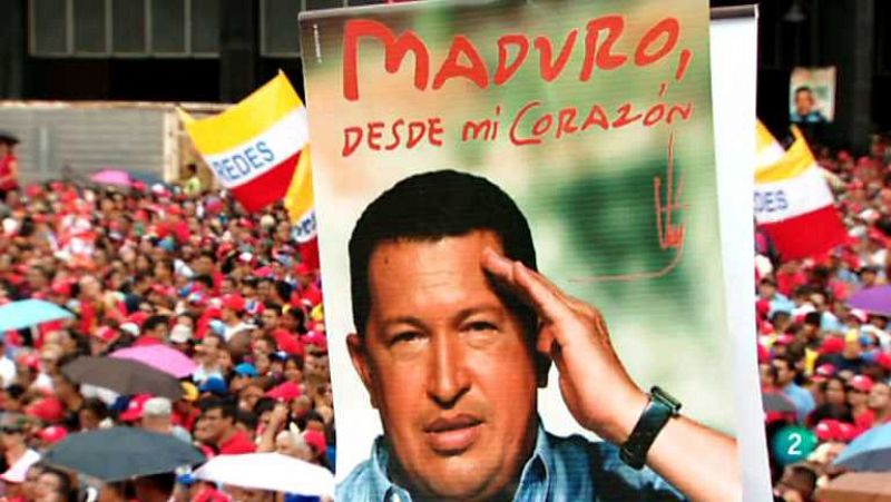 En Portada. "Chávez en campaña"