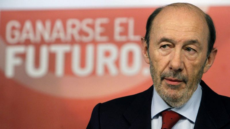 Rubalcaba refuerza el papel de Valenciano e incorpora a Jáuregui a la Ejecutiva