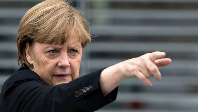 Merkel advierte a Chipre: "No debe abusar de la paciencia de los socios de la zona euro"
