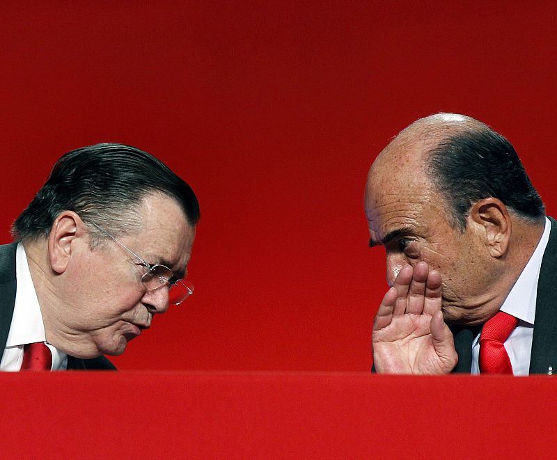 Botín: "No hay ningún impedimento legal para que Alfredo Sáenz siga en su cargo"