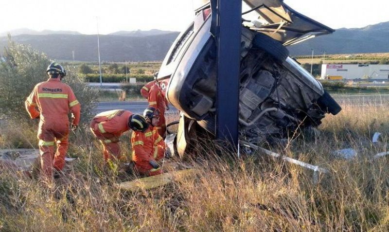 Cuatro fallecidos en las carreteras españolas en la primera parte de la operación de Semana Santa