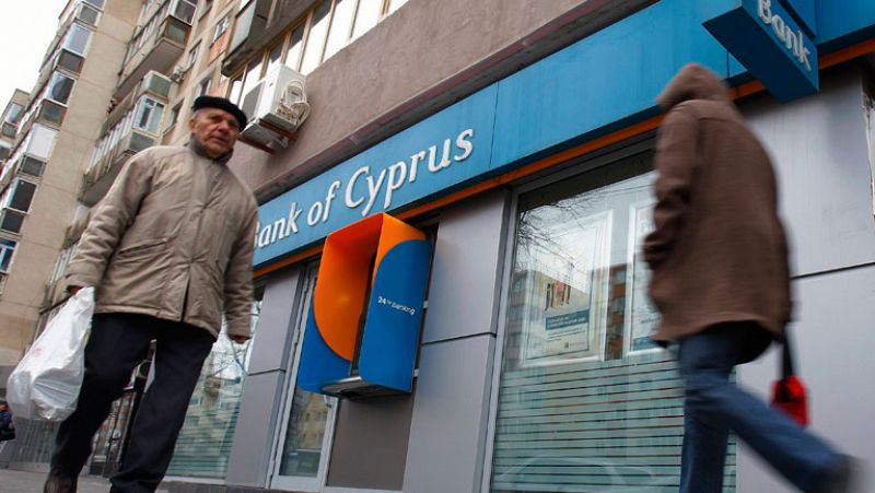 Los bancos chipriotas estarán cerrados hasta el jueves