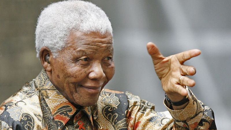 Mandela, hospitalizado de nuevo por una infección pulmonar