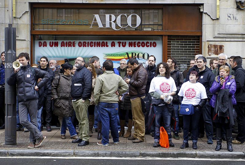 La Policía pondrá vigilancia a los políticos que denuncien amenazas por los escraches