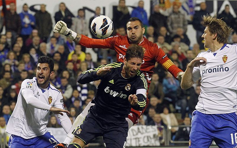 El tesón del Zaragoza arranca un punto ante el Real Madrid