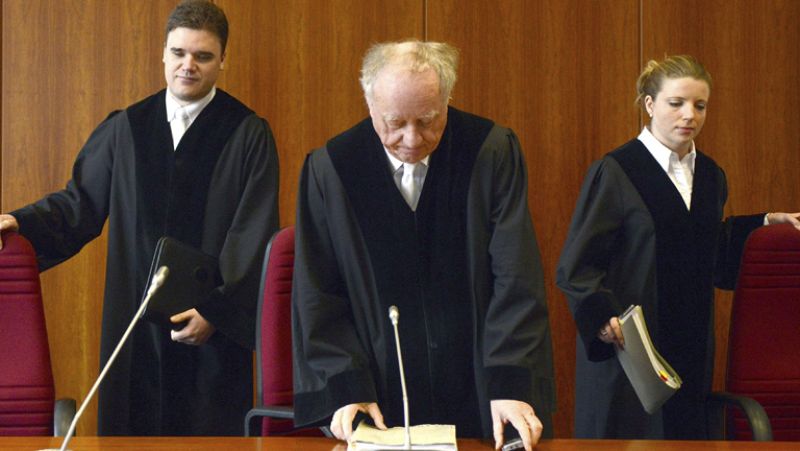 Más de 171.000 personas piden a Gallardón que derogue la ley de tasas judiciales