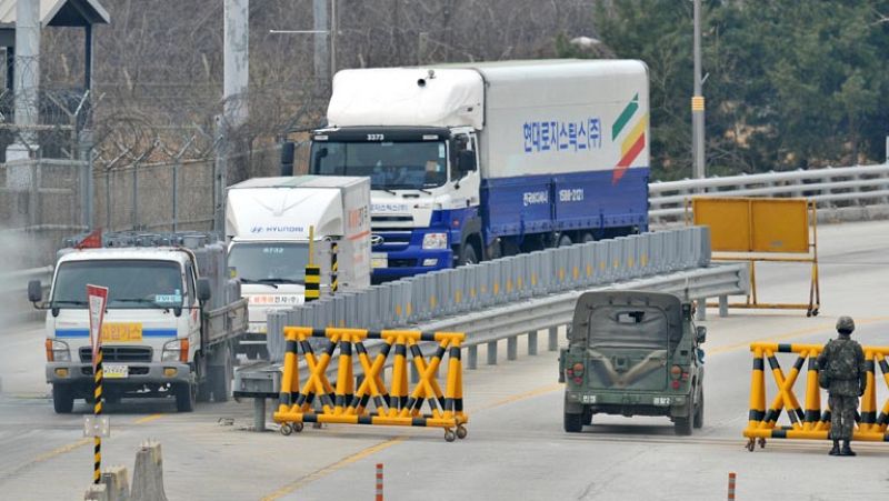 Seúl amenaza con la fuerza si Corea del Norte no deja salir a sus trabajadores de Kaesong
