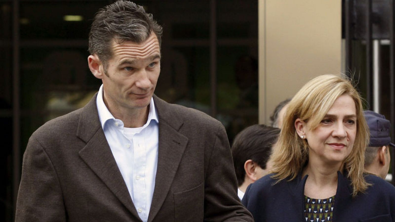 La Casa Real muestra su "sorpresa" por el "cambio de posición" del juez al imputar a la infanta | Ver