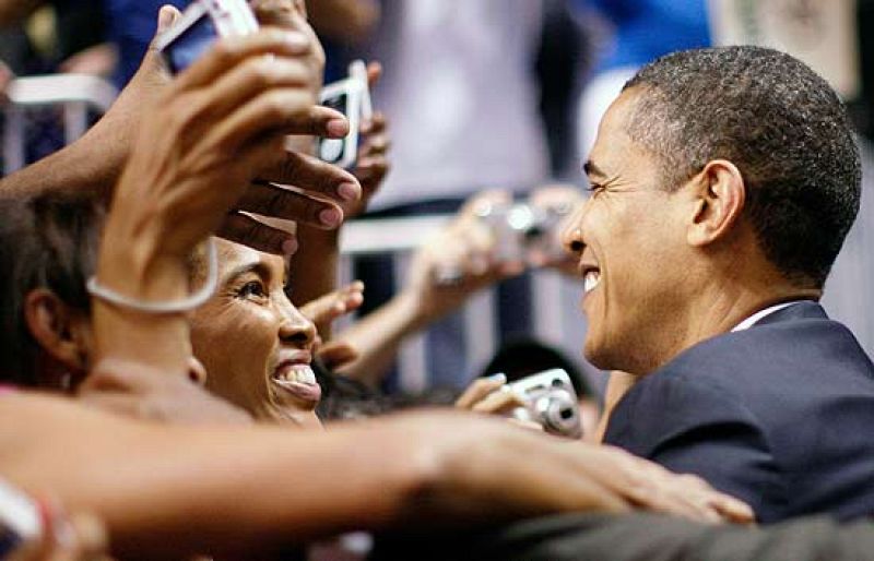 Obama mantendrá el embargo a Cuba pero permitirá los viajes de los exiliados a la isla