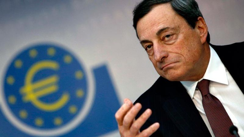 Draghi insiste en que Chipre "no es un ejemplo" y que el BCE no propuso gravar los depósitos