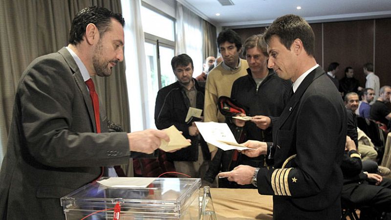 Los pilotos de Iberia rechazan por el 93% de los votos el acuerdo sobre el ERE