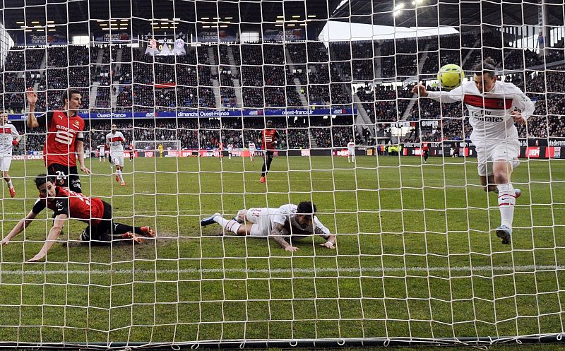 Los rivales de los españoles ganan reservando a sus estrellas