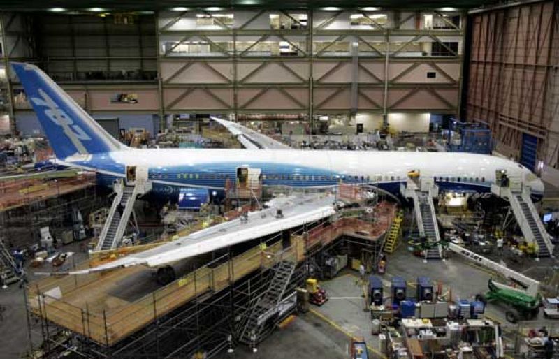 Boeing pone a punto el 787 'Dreamliner', una joya para 300 pasajeros que consume un 20% menos