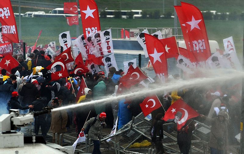 Los disturbios fuerzan a retrasar el juicio por el caso Ergenekon en Turquía