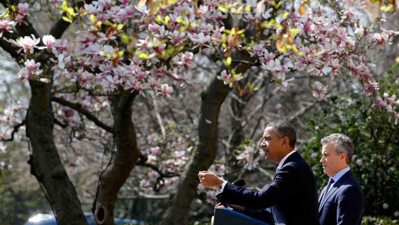 Obama califica el proyecto presupuestario para 2014 como "fiscalmente responsable"