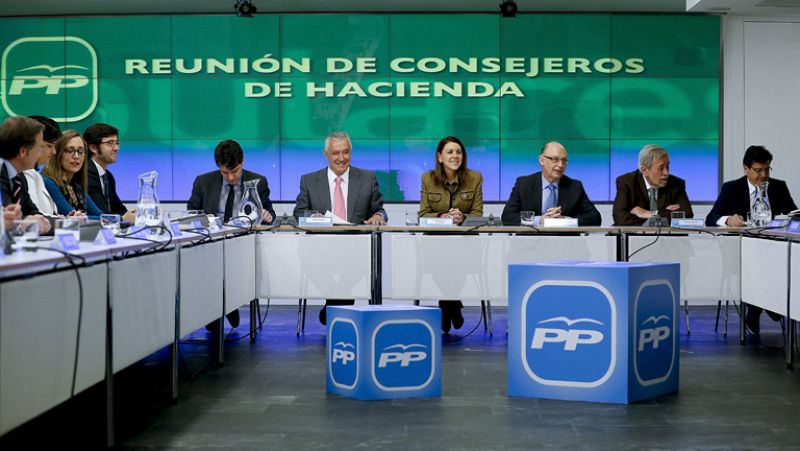 Tres CC.AA. del PP advierten a Montoro que si se flexibiliza el déficit, también quieren beneficiarse