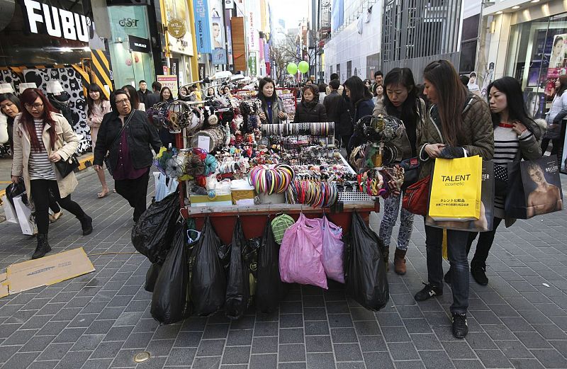 Españoles en Corea del Sur: "Mis padres me llamaron para decirme que estábamos en guerra"