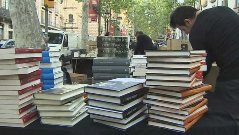 Librerías, bibliotecas, editores y escritores se vuelcan en el Día del Libro