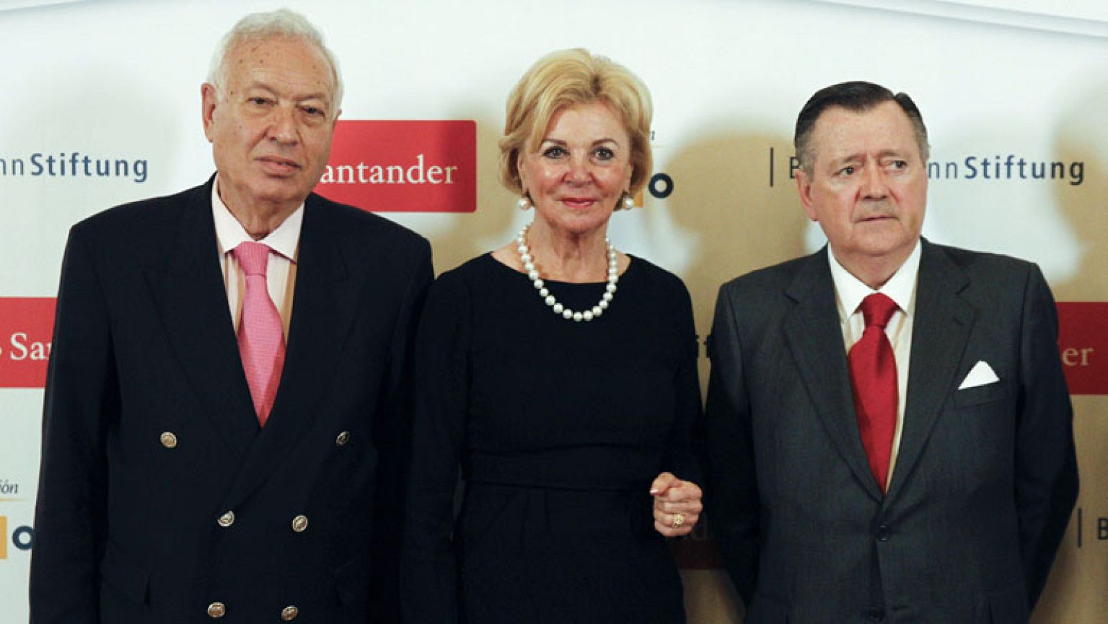 Exteriores destituye al cónsul español en Boston - Informativo 24h | Ver