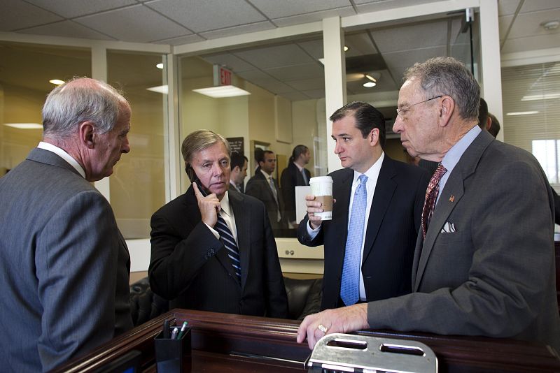 El Senado de EEUU rechaza ampliar la verificación de antecedentes en la compra de armas