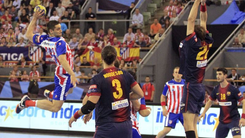 El BM Atlético de Madrid rompe el pronóstico ante el Barcelona