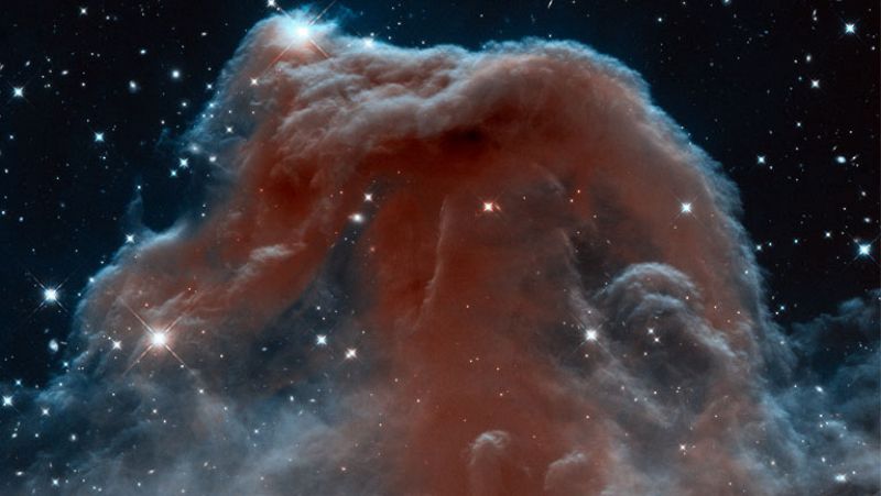 La Nebulosa Cabeza de Caballo vista desde los telescopios Herschel y Hubble
