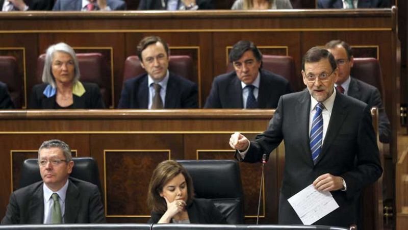 Rajoy, preguntado sobre una posible subida impositiva: "No hay impuestos el viernes"