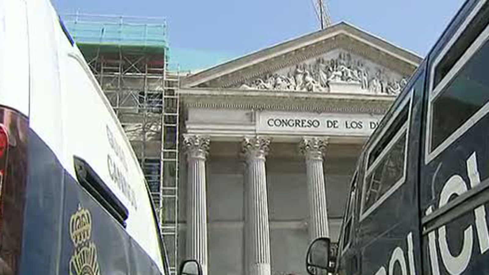 La policía ha detenido a once personas en la Facultad de Ciencias Políticas de Somosaguas