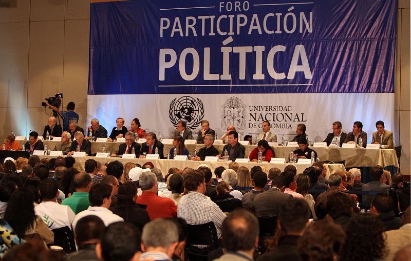 Colombia debate la entrada de las FARC en política en un foro organizado por la ONU