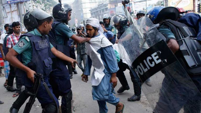 Al menos 28 muertos en Bangladesh en las protestas para pedir una ley antiblasfemia