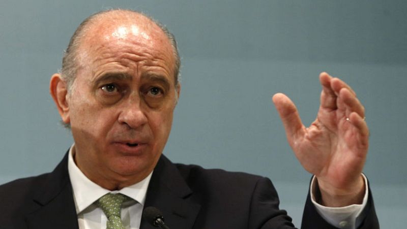 Fernández Díaz dice que el aborto y ETA "algo tienen que ver, pero no demasiado"