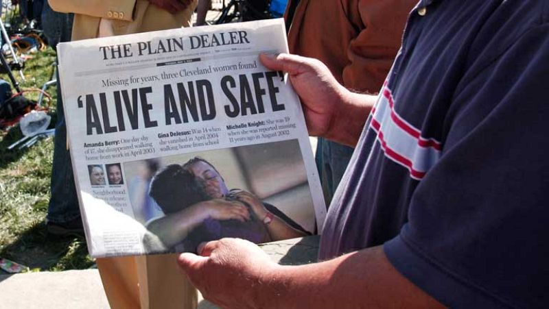 La Policía halla "cadenas y cuerdas" en la casa de Cleveland e investiga abortos involuntarios