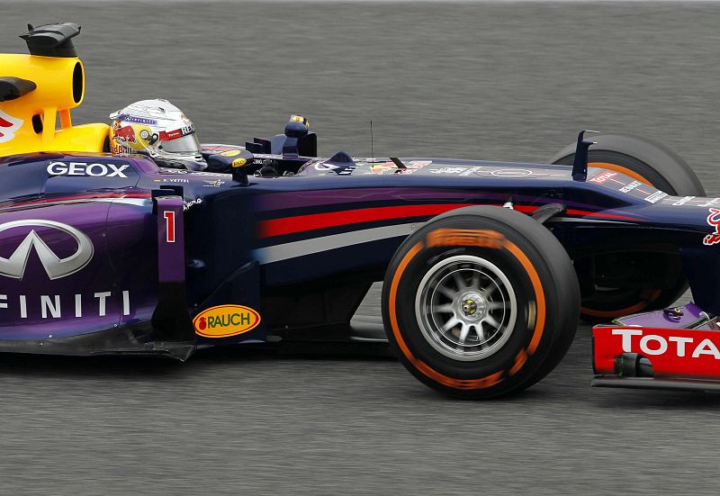 Vettel, el más rápido de los libres, con Alonso a la estela