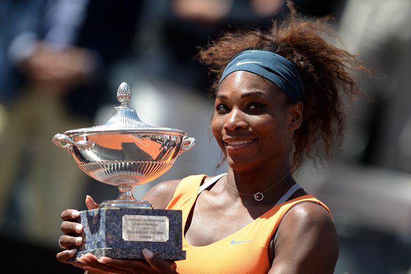 Serena Williams fulmina a Azarenka y conquista Roma