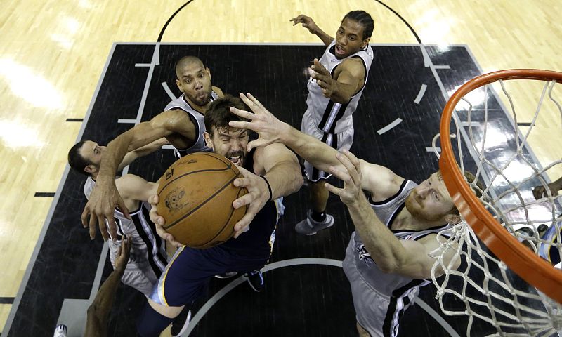 La defensa de San Antonio Spurs anula a los Grizzlies de Marc Gasol y se adelantan en la serie